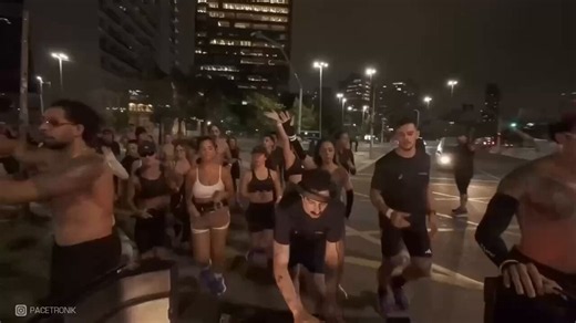 Brazil is going viral with ‘running raves’Sao Paulo’s PACETRONIK events mix group runs with electronic music and club energyThe running rave concept is already backed by ASICS BrasilFootage: PACETRONIK