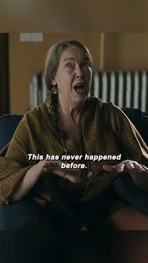 He Found an Alien in His Backyard… and Kept It?! 👽🍎#Alien #SciFi #FirstContact #Wholesome