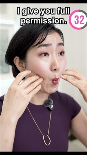 Suck your Cheeks to Remove Nasolabial Folds!