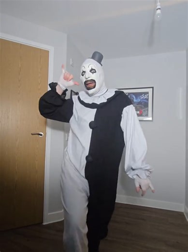 Itzy Cheshire: A Deep Dive into the Cat-Inspired Concept