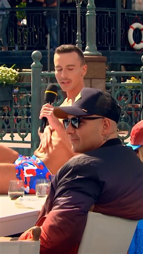 Hellseher Dieter hat es kommen sehen - ihr auch? 😂 Alle Infos zur neuen Jury & Staffel gibt's auf DSDS.de 💯 #DSDS #Casting 🎵 DSDS; Casting; FlashbackFriday; DSDS2024 | DSDS - Deutschland sucht den Superstar