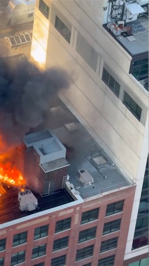 Ruptured propane cylinders explode on Toronto building