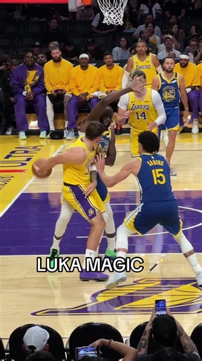 LUKA INSANE BEHIND-THE-BACK PASS 🔥 (via @LakersAllDayEveryday) #nba #basketball #lakers #luka #warriors