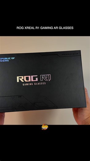 ROG XREAL R1 🕶️نظارة بشاشة 171 بوصة OLED/240Hz !!المواصفات:Sony Micro-OLED1920 × 1080 per eyeUp to 171 inches120Hz native / up to 240HzUltra-fast 0.01ms57 degreesPeak of 700 nitsNative instant 3D modeWeight: 91 grams