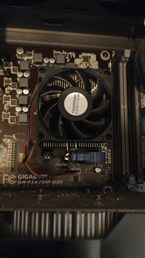 AMD A4-6300 APU WITH RADEON™ HD GRAPHICS CPU KOLINK AVIATOR V MIDI-TOWER PC Video 028 20.04.25