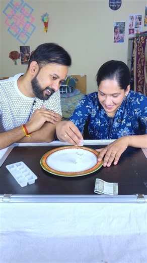 How To Stack 4 Ice Cubes Using Salt? 🧊🧂 Mind-Blowing Science Trick! #shorts