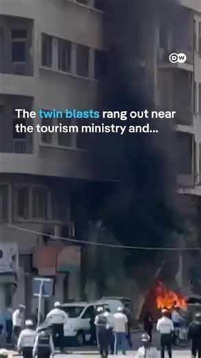 Explosions rock Damascus as French President Macron visits Syria | DW News