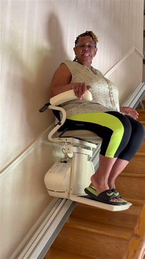 Oh My God, I Love It — It Saved My Life!" 😭❤️ | Harmar SL300 Stairlift First Ride | Indianapolis IN