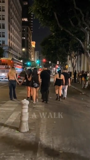 Pure Vibes from Downtown Los Angeles 🔥🎥#LosAngeles #CityVibes #UrbanWalk #TravelUSA