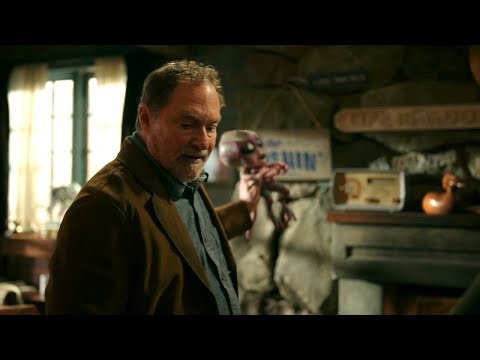 Alien Daddy Issues | Resident Alien