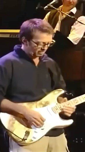 On this day in 1949: @MarkKnopfler was born.