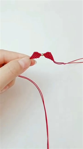 Knot decoration Tutorial DIY Beaded Macrame Bracelet 💫 Dailing Celeste Hernández Q #crochet #crochetflowers #crochetstitch #knittingandcrochet😍😍😍 | Diy Concept