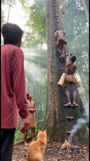 Swarnadwipa / Sumatera proto-sejarah abad ke-1 Sources: Heng, D, Southeast Asian Trade in a Global Perspective, from Antiquity to the Early Modern Period Rr. Triwurjani, Trade during Pre-Sriwijaya, 4th -5th centuries AD Kalpataru BRIN, Hunian Pra-Sriwijaya di rawa pantai timur Sumatera Significance of Suvarnadvipa, wisdomlib.org Tool yang aku pakai: > Sora 2 > Voice recorder > Capcut Bagi yang pengen belajar buat video seperti ini, langsung aja daftar Kelas AI Online > DM Jasa: > Pembuatan Video