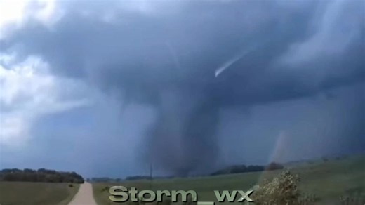 Most Photogenic Tornado Ever — Ashby-Dalton EF4 Tornado Footage