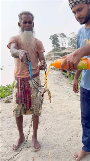 Fishing idea in river by amazing hook traps #fishinglife #youtubeshorts