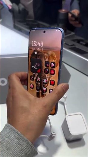 👽 Is This Phone From an Alien Spaceship?! 🤯 UFO Tech Exposed!