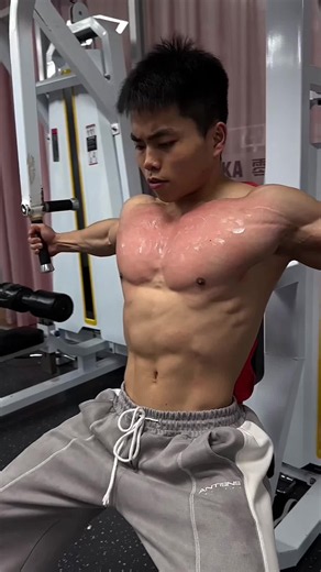 Chest Pump 🔥 #gymmotivation #bodybuilding #Fitness #fyp | Chest Workouts