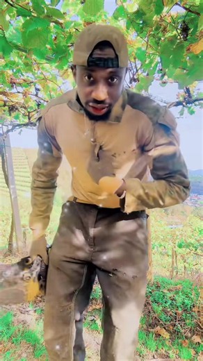 Serere Fashion: Lomati Sarr & Serere Men's Style