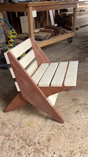 Creative ideas for making a beautiful folding wooden chair #woodworking #diy #ideas #carpentry