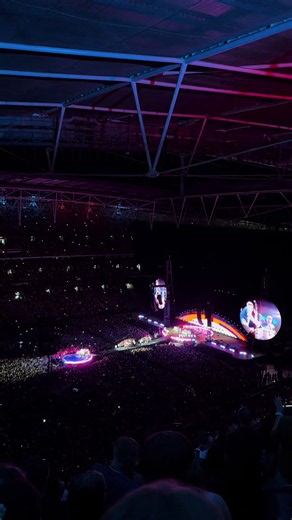 Coldplay - Viva La Vida London - 6th September 2025 #coldplay #vivalavida #musicofthespheresworldtour #wembley #london