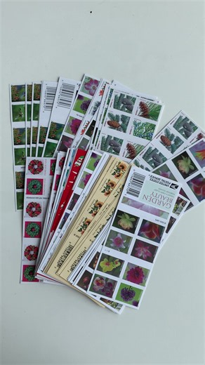 Which stamps do you most like to buy for sending letters before Christmas? #Chrstmas #USPS #Stamps #StampCollecting #PostageStamps