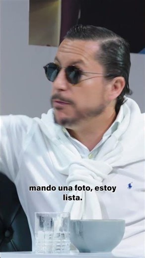 Menos mal no me llegó una caja con una foto, wuon. ¿Se imagina, Lina Tejeiro? #humor #podcast