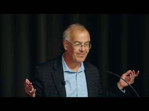 How to Fall in Love with Someone | Yale Conversations with David Brooks | Yale University