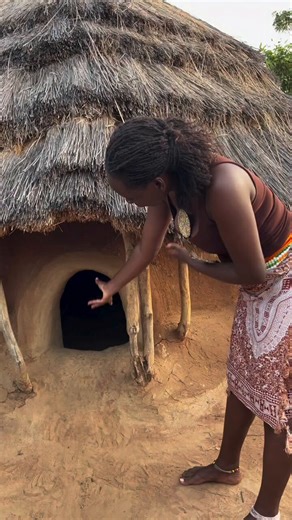 thomas edison was inventing the light bulb