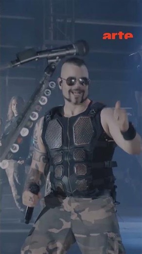 Sabaton à la conquête du Hellfest avec un power metal martial endiablé #live #metal - ARTE Concert