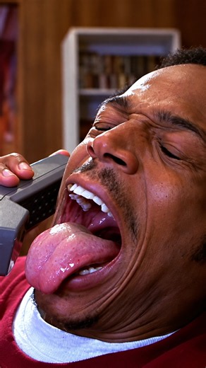 "WASSUUUUUPPP!" Scary Movie (2000)
