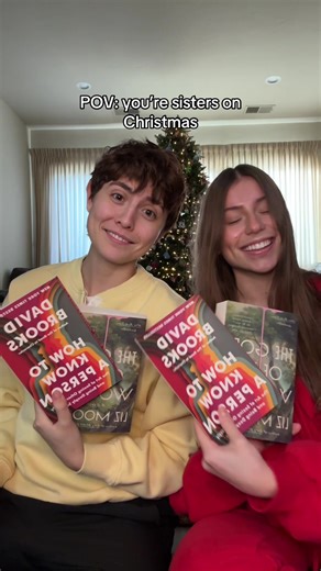 The way we held up the books the SAME WAY too lol 📚 | sisters pov