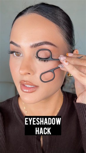 Eyeshadow Hack l Christen Dominique