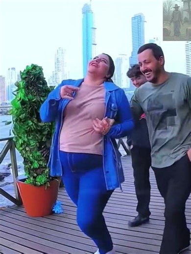 Alien Prank scares people like crazy