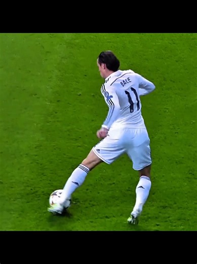 Football Skills: Best Tricks and Most Effective Skills in Football