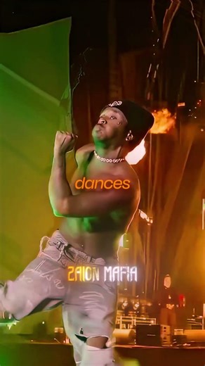 Rappers stage moves 🔥