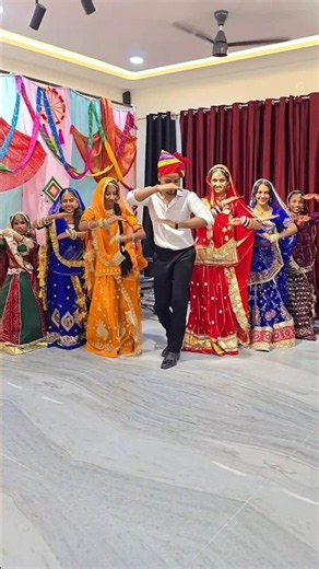 Bad Insta Trend | Group Dance | Wait For End #shorts #ytshorts