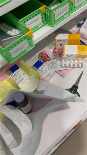 GET YOUR MEDS READY!! PHARMACIST PROFESSION