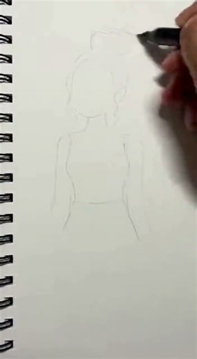 A beautiful girl wearing jeans and a t shirt #drawing #วาดรูป #girldrawing