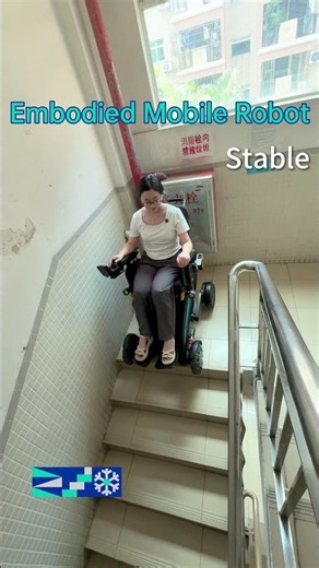 XSTO X12 Stair-Climbing Technology | A Closer Look