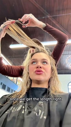 Save this post for your next haircut!!! cutting wavy and curly hair can be TRICKY and yall ALWAYS