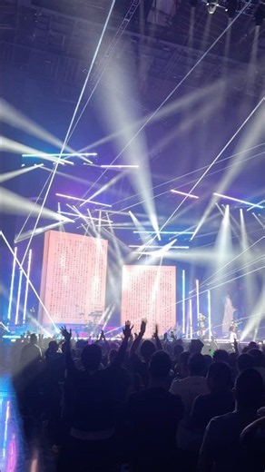 We never forget tonight, Seattle✨