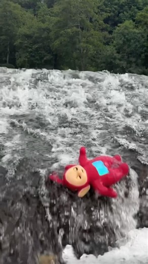 Po's Waterfall Incident 🌊🌀
