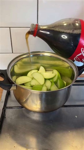 Apple crumble is the best dessert out there