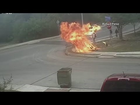 Shocking video shows motorcycle burst into flames after crash in Texas