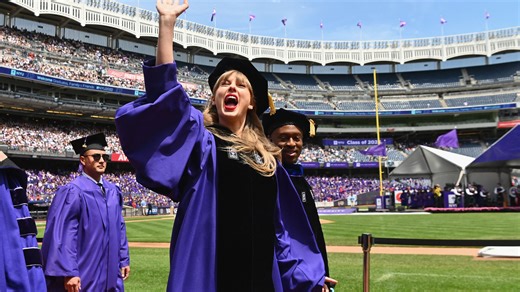 Taylor Swift, Oprah Winfrey, more stars who gave commencement speeches