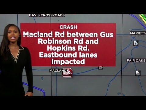 First alert traffic: Crash investigation at Cobb County intersection