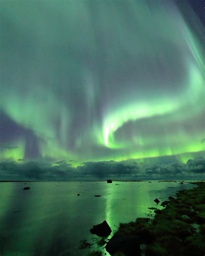 Amazing reflection and colors | Aurora Borealis Observatory
