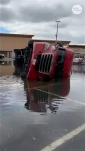 4 dead, mass power outages reported as Hurricane Isaias slams Gulf Coast