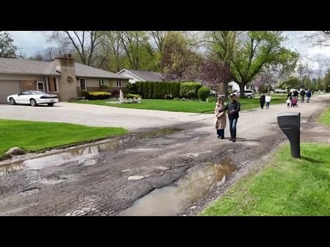 Homeowners call for action on pothole-filled road in Chesterfield Township