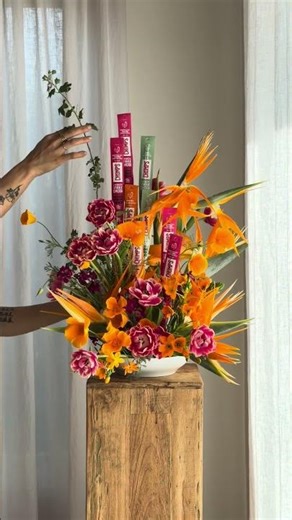 Florals + Chomps Chicken Sticks for Spring? (actually) Groundbreaking 🌼🐓